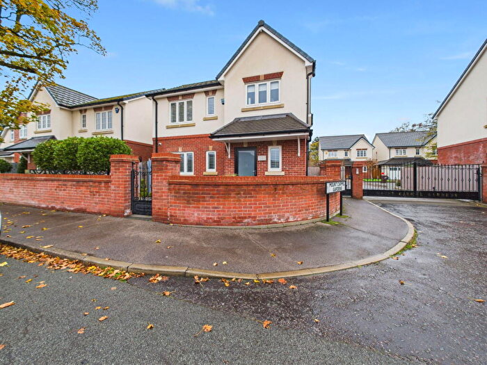 3 Bedroom Detached House For Sale In Aughton Park Drive, Aughton, L39