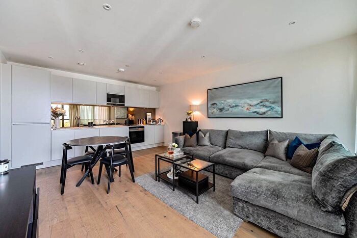 1 Bedroom Flat For Sale In Bronze Building, Wandsworth, London, SW18