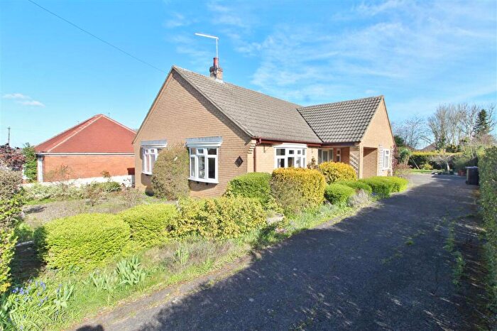 3 Bedroom Detached Bungalow For Sale In Gorse Road, Grantham, NG31