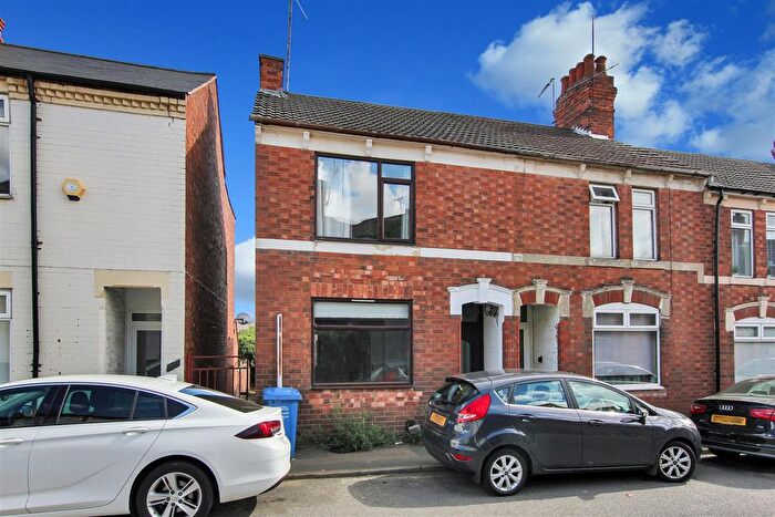 2 Bedroom End Terrace House To Rent In Bath Road, Kettering, NN16