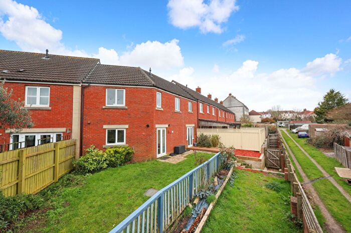 3 Bedroom Terraced House For Sale In Trubshaw Close, Horfield, BS7