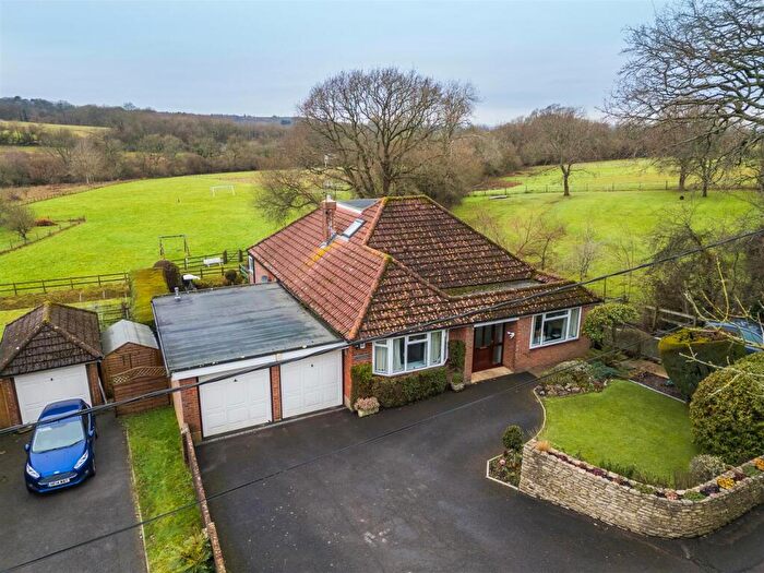 4 Bedroom House For Sale In Sleight Lane, Corfe Mullen, Wimborne, BH21