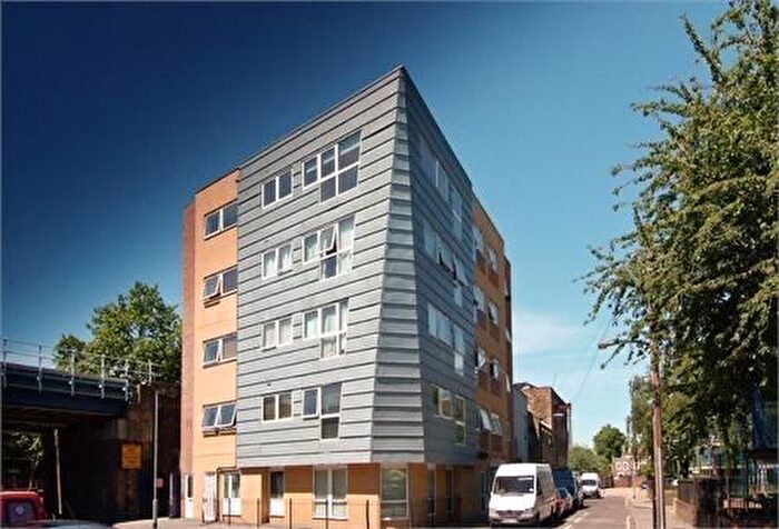 2 Bedroom Flat To Rent In John Ruskin Street, London, SE5