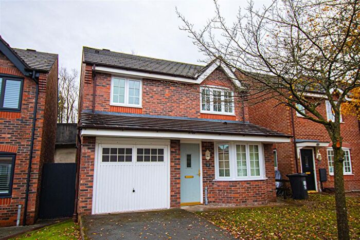 4 Bedroom Detached House For Sale In Royal Drive, Fulwood, Preston, PR2