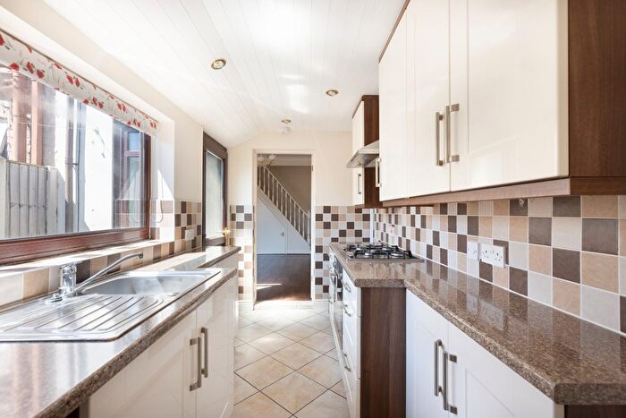 3 Bedroom Terraced House For Sale In Newport Street, Goole, Yorkshire, DN14