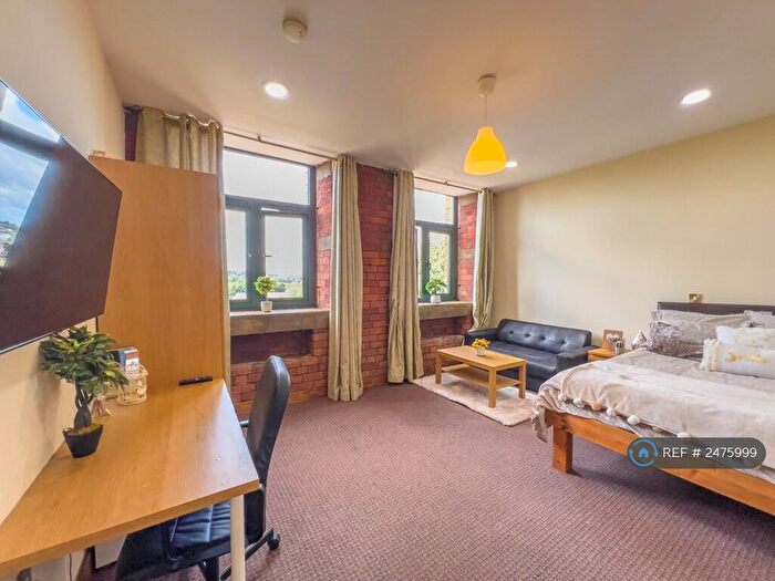 Studio To Rent In Legrams Mill Residence, Bradford, BD7