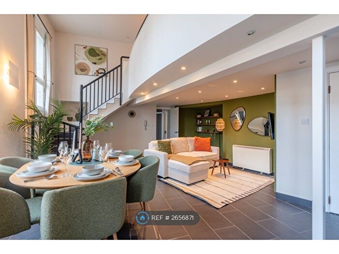1 Bedroom Flat To Rent In Watergate Buildings, Newcastle Upon Tyne, NE1