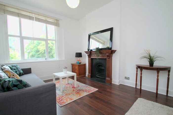 2 Bedroom Apartment To Rent In Burnt Ash Hill, Lee, SE12