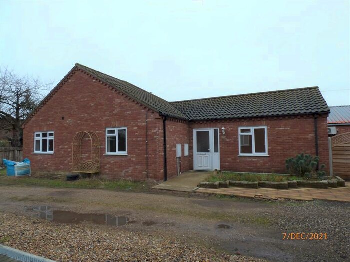3 Bedroom Detached Bungalow To Rent In Southend Road, Bungay, NR35