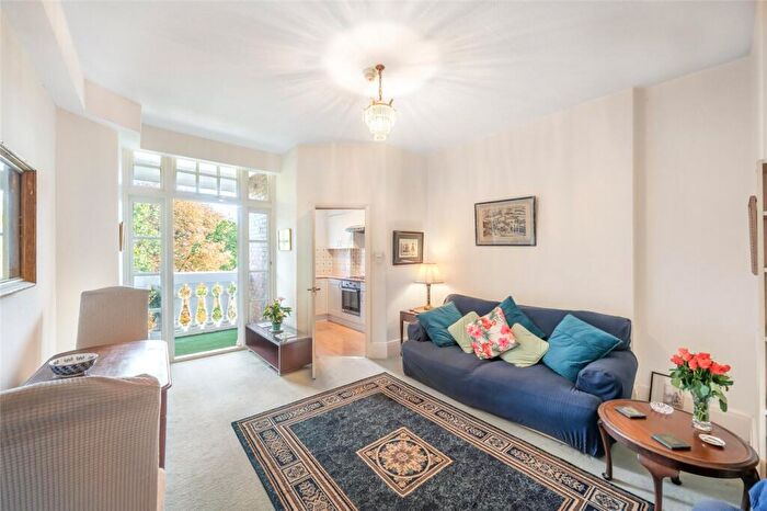 1 Bedroom Apartment To Rent In Elm Tree Court, Elm Tree Road, St John's Wood, London, NW8