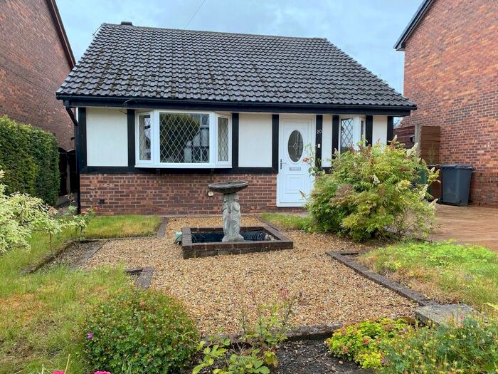 2 Bedroom Bungalow To Rent In Helmsdale Close, Bury, BL0