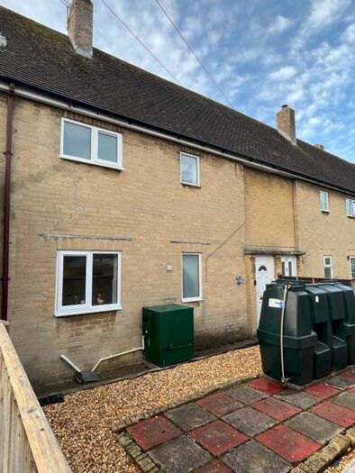 2 Bedroom Terraced House To Rent In Frethern Close, Burford, Oxfordshire, OX18