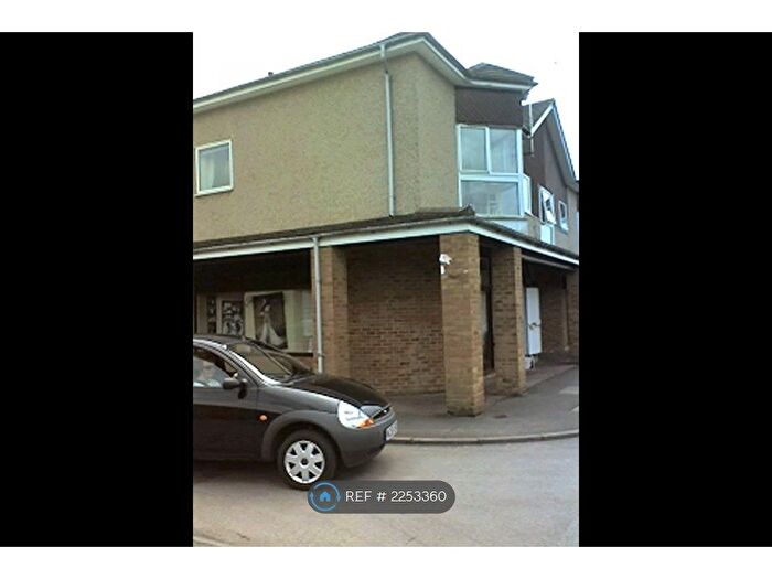 1 Bedroom Flat To Rent In Charwood Road, Wokingham, RG40