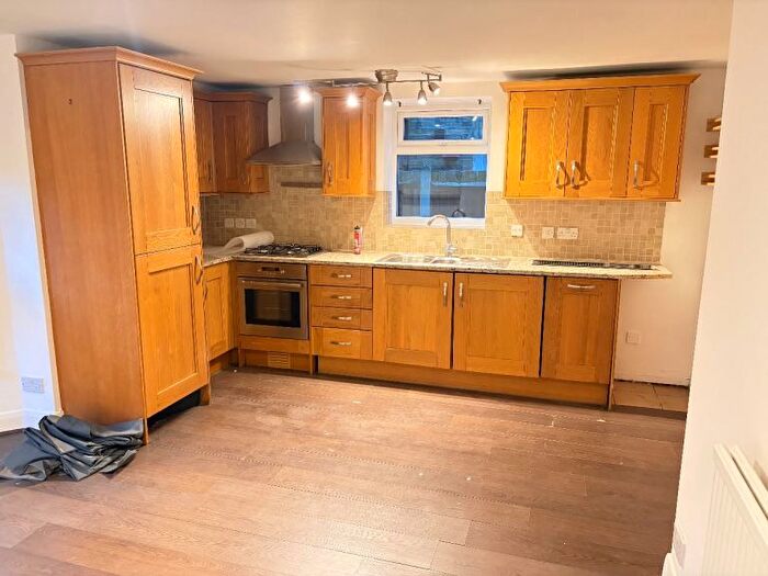 2 Bedroom Flat To Rent In Very Near Oxford Road Area, Ealing Broadway, W5