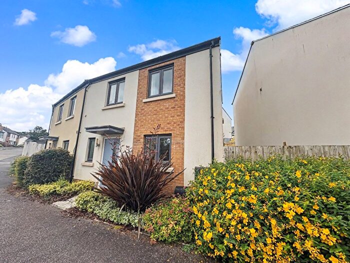 2 Bedroom Terraced House To Rent In Broom Park, Okehampton, EX20