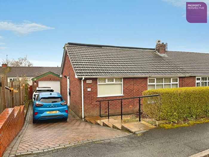 3 Bedroom Semi Detached Bungalow For Sale In Ingleby Close, Shaw, Oldham, OL2