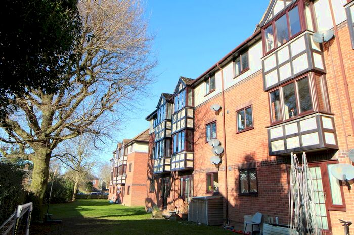 2 Bedroom Flat To Rent In Brinkley Place, Colchester, CO4