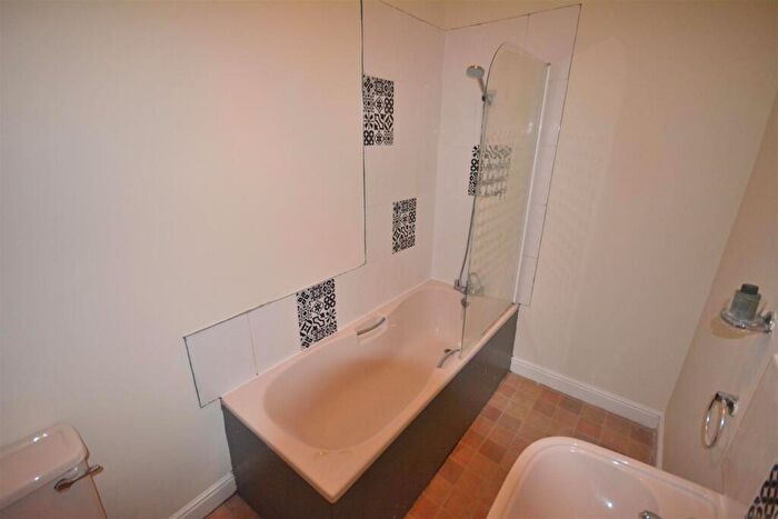 2 Bedroom Semi Detached House To Rent In Derby Road Belper Derby, DE56