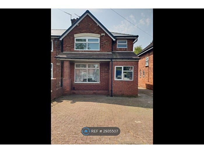 3 Bedroom Terraced House To Rent In Webster Road, Walsall, WS2