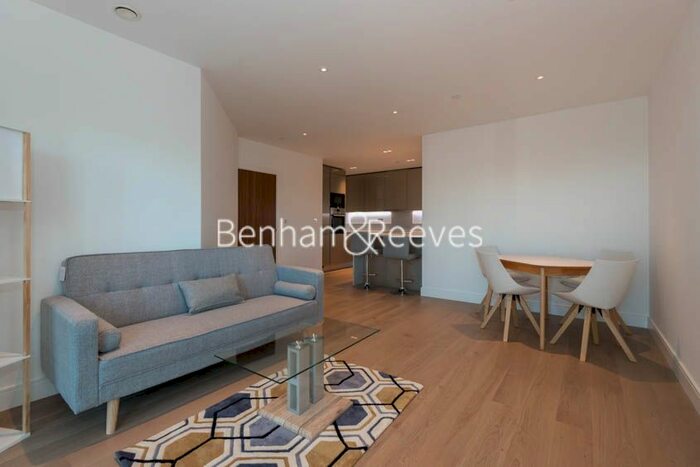 1 Bedroom Flat To Rent In Longfield Avenue, Ealing, W5