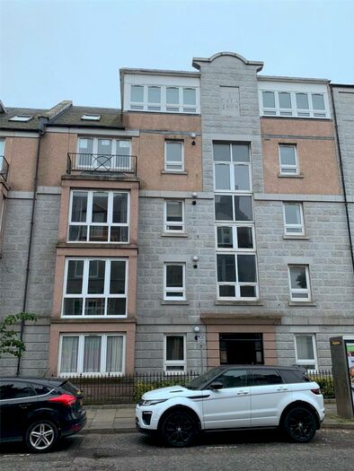 2 Bedroom Flat To Rent In Union Grove, City Centre, Aberdeen, Aberdeen, AB10