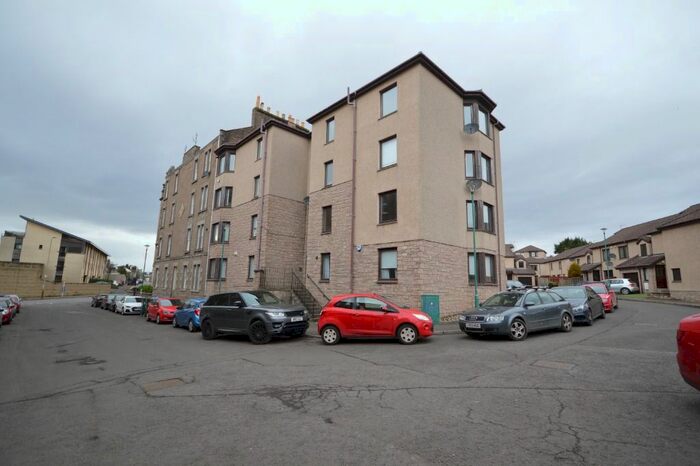 2 Bedroom Flat To Rent In Gowrie Street, West End, Dundee, DD2