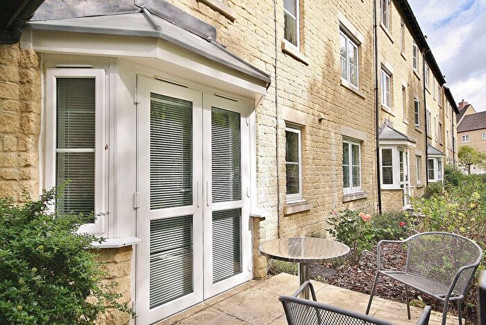1 Bedroom Flat For Sale In Priory Mill Lane, Witney, OX28