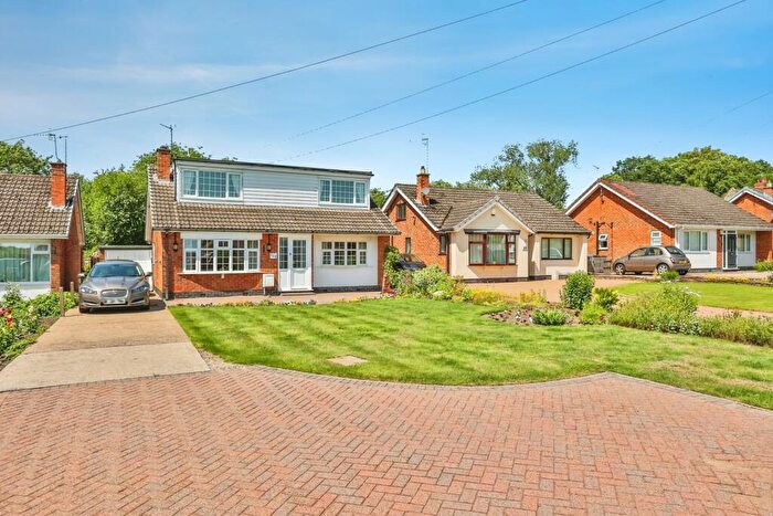 3 Bedroom Bungalow For Sale In Moor Road, Papplewick, Nottingham, Nottinghamshire, NG15