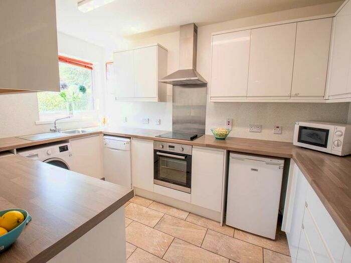 4 Bedroom Property To Rent In Sundridge Close, Canterbury, Kent CT2