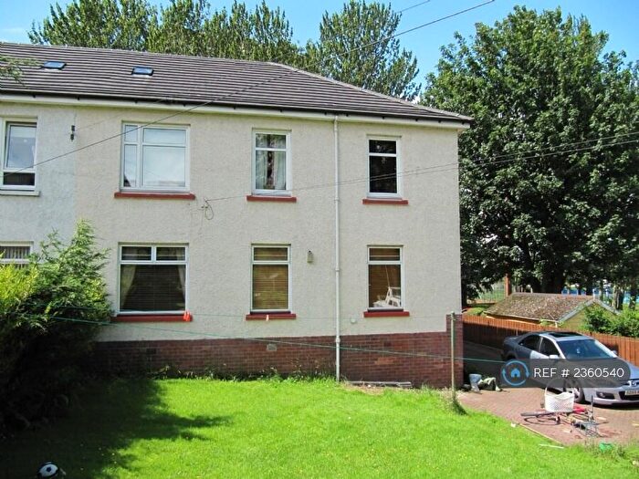 3 Bedroom Flat To Rent In Harefield Drive, Glasgow, G14