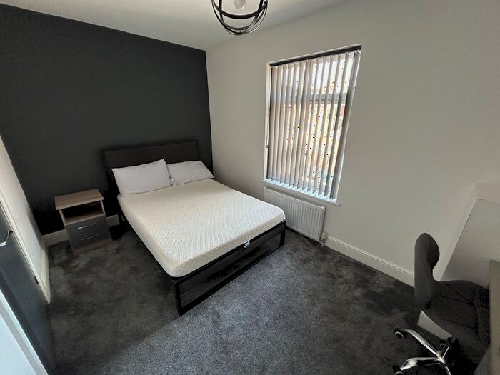 1 Bedroom Property To Rent In Mill Road, Kettering, NN16