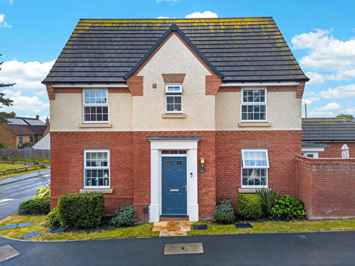 4 Bedroom Detached House For Sale In Beech Avenue, Market Harborough, LE16