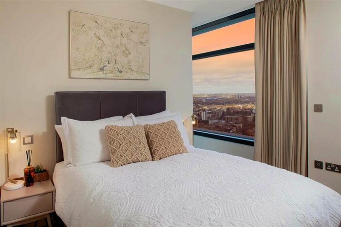 2 Bedroom Apartment For Sale In Worship Street, Shoreditch, London, EC2A