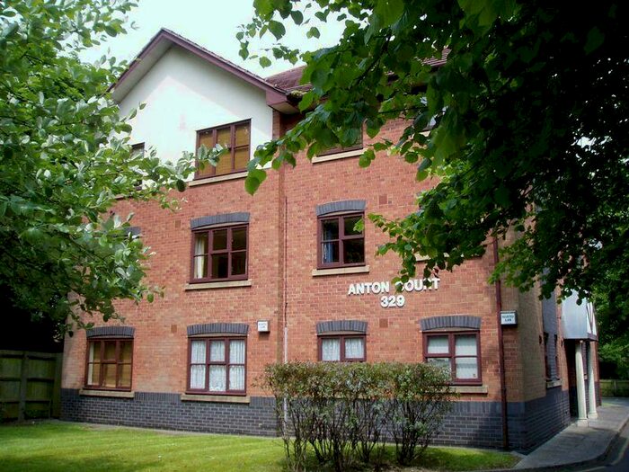 1 Bedroom Flat To Rent In Anton Court, Hagley Road, Edgbaston., B17