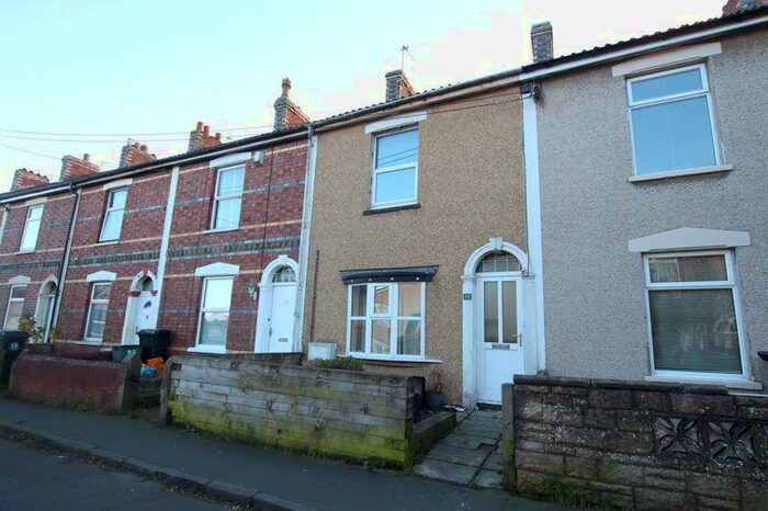 2 Bedroom Terraced House To Rent In Cross Street Kingswood Bristol, BS15