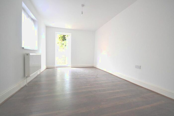 Studio To Rent In The Cedars, Portway, London, E15