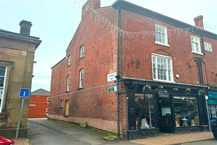 2 Bedroom Flat To Rent In Princess Street, Knutsford, WA16