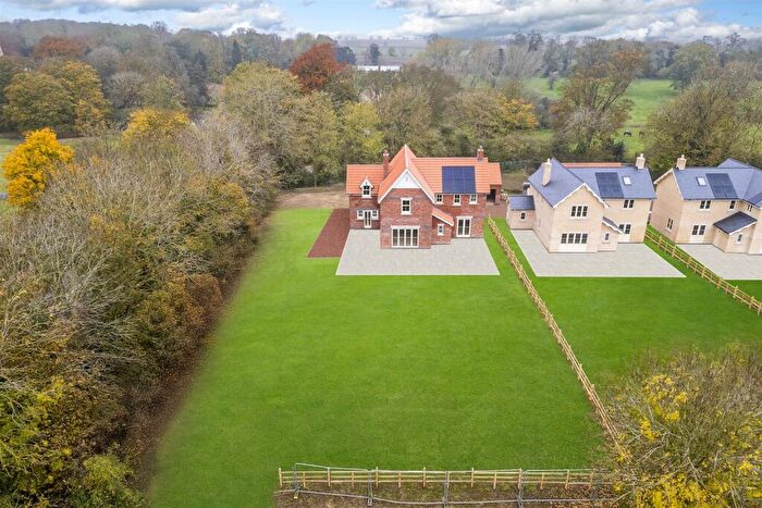 5 Bedroom Detached House For Sale In Hackthorn, LN2