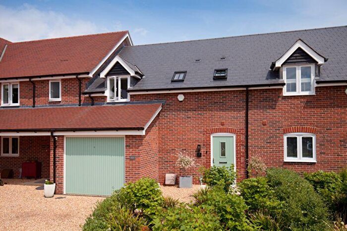 3 Bedroom Terraced House For Sale In Chantry Mews, Motcombe, SP7