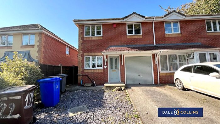 3 Bedroom Semi-Detached House To Rent In Wood Street, Longton, ST3