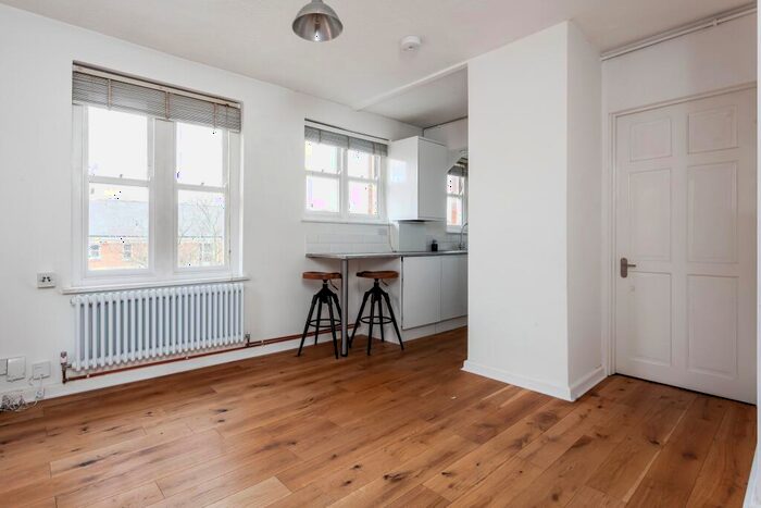 1 Bedroom Flat To Rent In Highbury Grange, N5