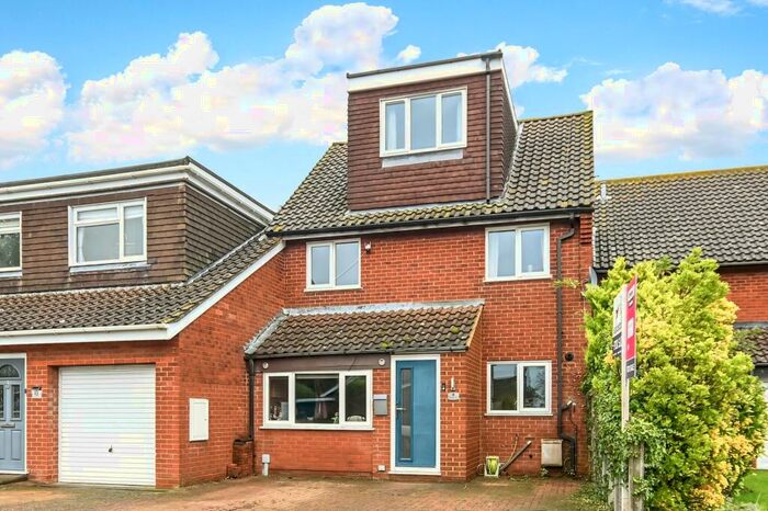 4 Bedroom House For Sale In Stratford Way, Marston Moretaine, Bedford, Bedfordshire, MK43