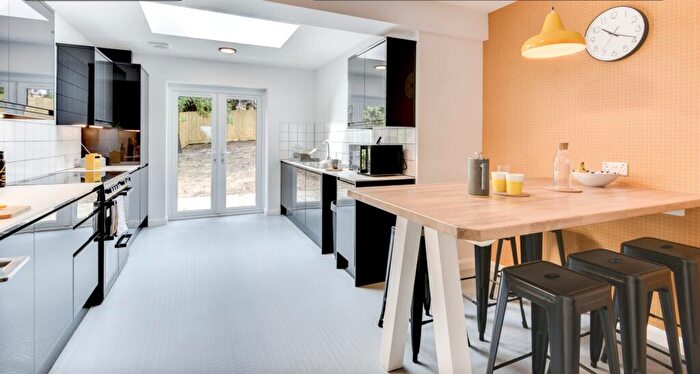 8 Bedroom House To Rent In Talbot Crescent, Brighton, BN1