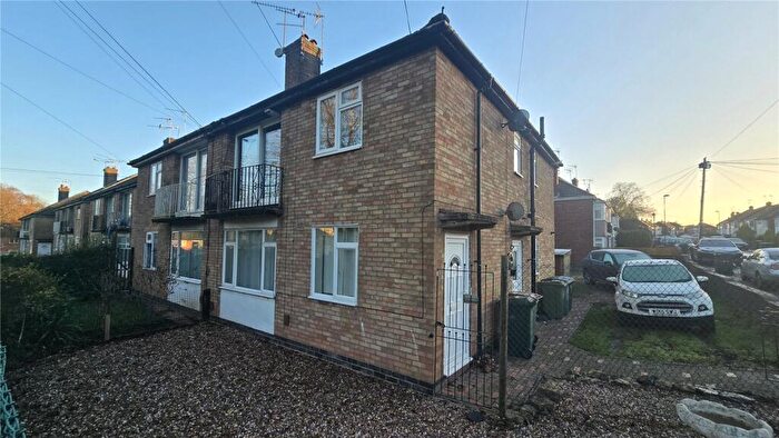 2 Bedroom Maisonette For Sale In Sedgemoor Road, Stonehouse Estaste, Coventry, West Midands, CV3