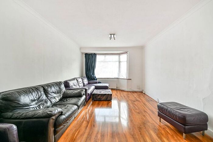 4 Bedroom Terraced House To Rent In Mornington Crescent, Cranford, Hounslow, TW5