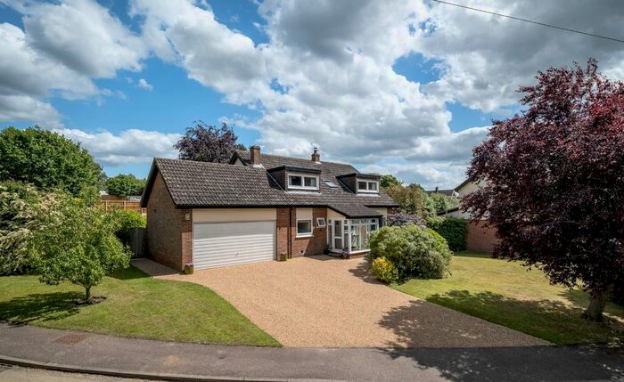 4 Bedroom Detached House For Sale In St. Marys Way, Westerfield, Ipswich, IP6