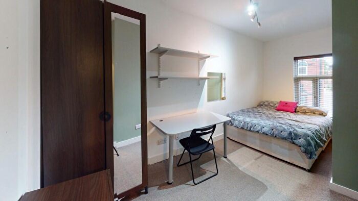 8 Bedroom Terraced House To Rent In Norwood Road, Leeds, West Yorkshire, LS6