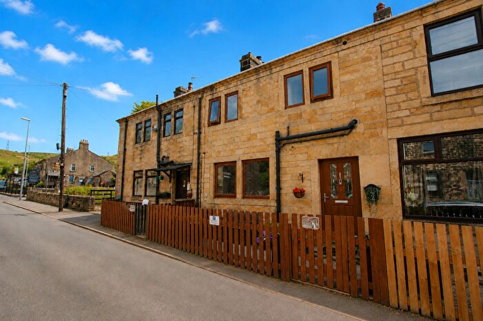 3 Bedroom Cottage For Sale In Summit, Littleborough, OL15