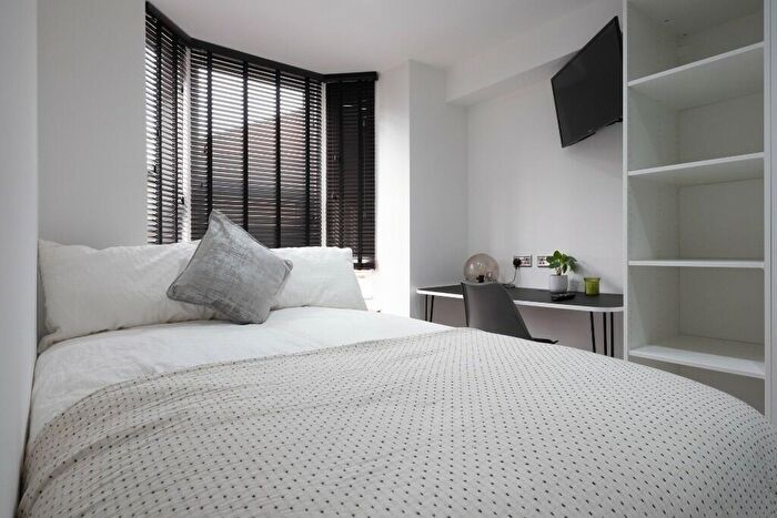 6 Bedroom Terraced House To Rent In Newland Street West, Lincoln, Lincolnshire, LN1