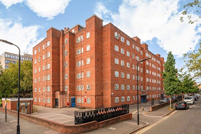 2 Bedroom Flat To Rent In Jackman Street, Braodway Market, E8